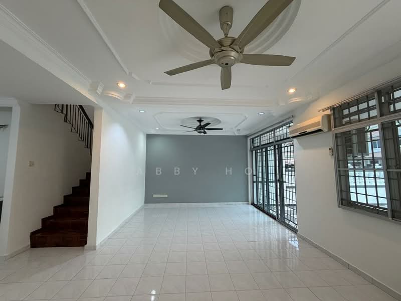 2-storey Terraced House for Sale in Taman Cheng Perdana (Cheng) - Abby Ho - Living Room - PropertyGuru.com.my