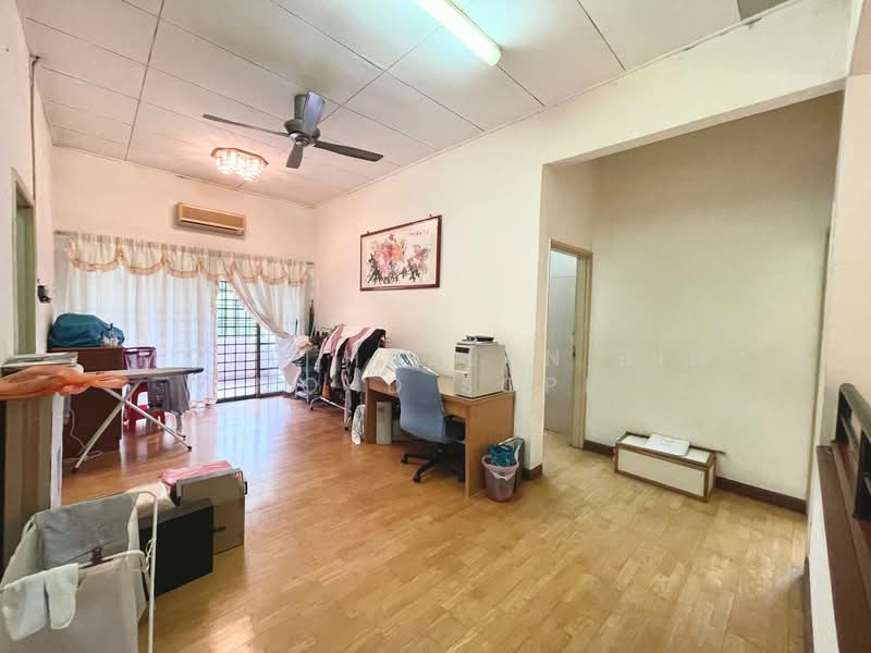Rumah Teres 2 Tingkat untuk Dijual di Bukit Jelutong (Shah Alam) - Mohd Hazlan bin Mohd Sopi - PropertyGuru.com.my