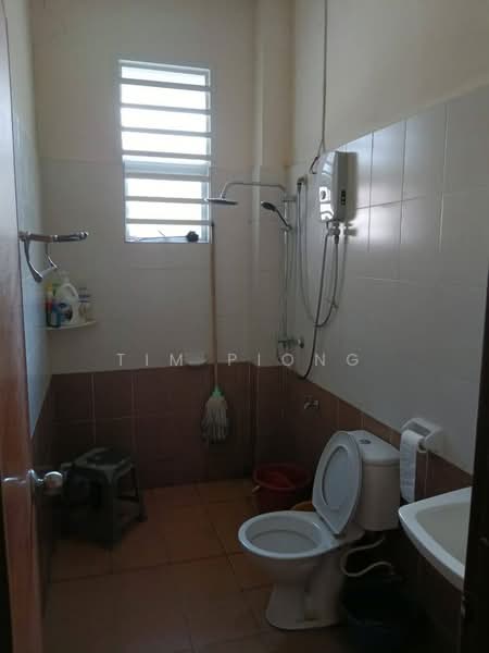 Semi-Detached House for Sale in Taman Krubong Utama (Krubong) - Tim Piong - Bathroom - PropertyGuru.com.my