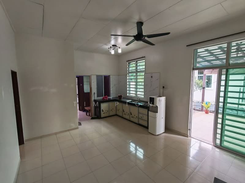 Semi-Detached House for Sale in Taman Krubong Utama (Krubong) - Tim Piong - Kitchen - PropertyGuru.com.my