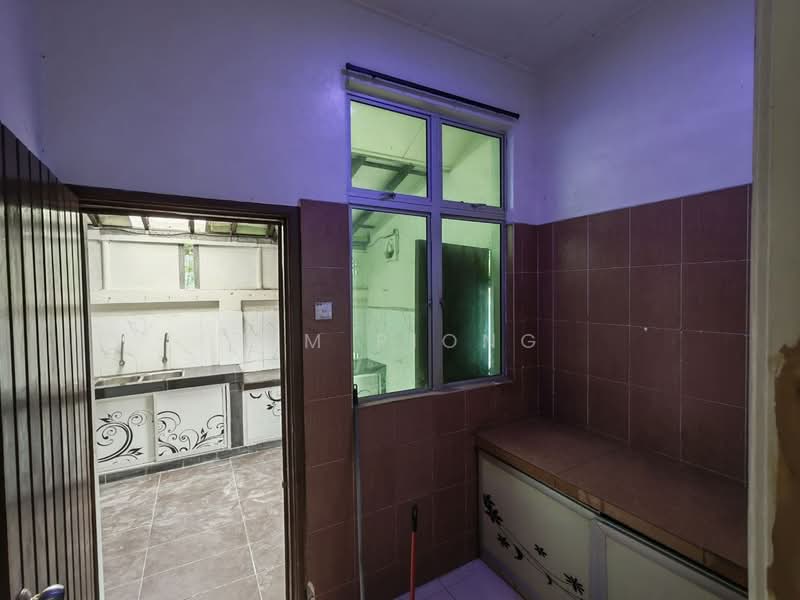 Semi-Detached House for Sale in Taman Krubong Utama (Krubong) - Tim Piong - Kitchen - PropertyGuru.com.my