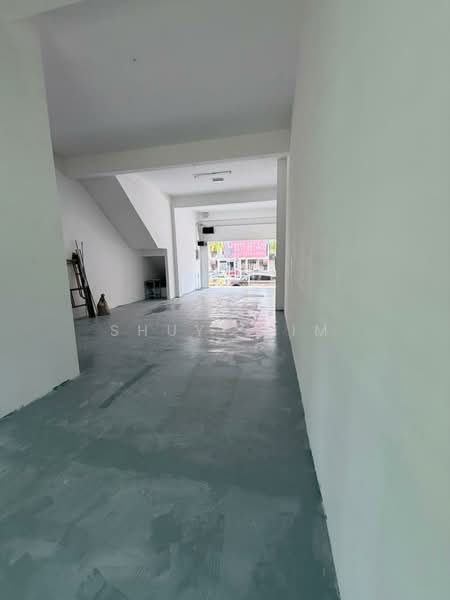 Shop / Office for Rent in Tanjung Tokong (Penang) - Shuyi Lim - Corridor - PropertyGuru.com.my