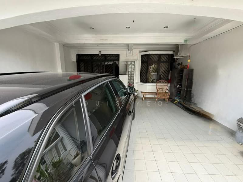 2-storey Terraced House for Sale in Taman Universiti (Skudai) - Louis Yeo - Car Park - PropertyGuru.com.my