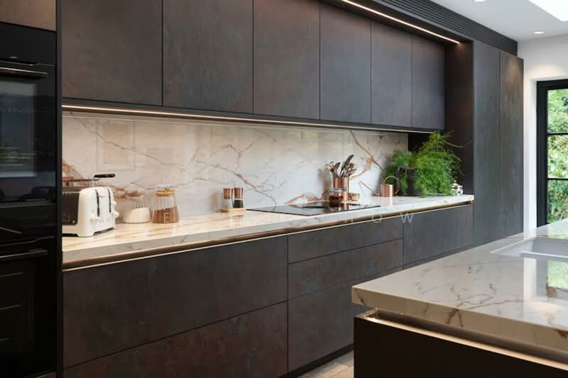 Servis Apartment untuk Dijual di Interpoint - Herman Thow - Kitchen - PropertyGuru.com.my