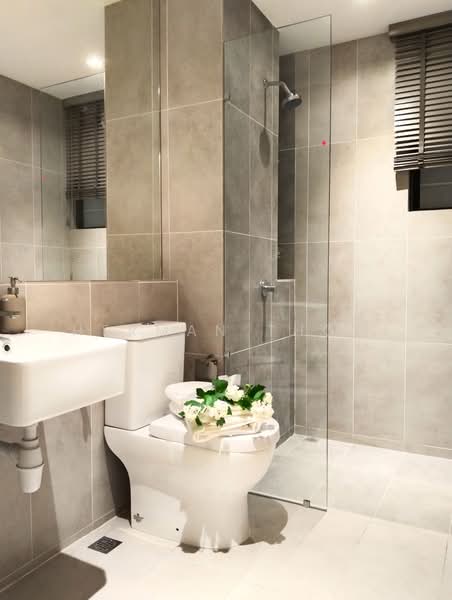 Servis Apartment untuk Dijual di Interpoint - Herman Thow - Bathroom - PropertyGuru.com.my