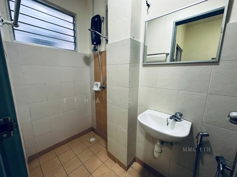 2-storey Terraced House for Sale in Bandar Bukit Raja (Klang) - Ethan Chua - PropertyGuru.com.my