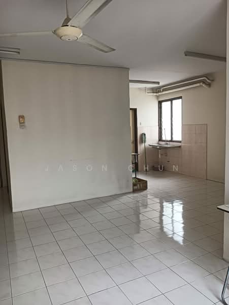Apartment for Sale at Vista Pinggiran Apartment - Jason Chun - Kitchen - PropertyGuru.com.my