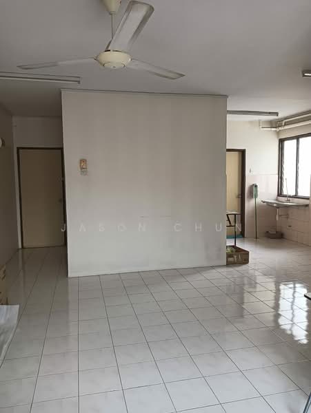 Apartment for Sale at Vista Pinggiran Apartment - Jason Chun - Living Room - PropertyGuru.com.my