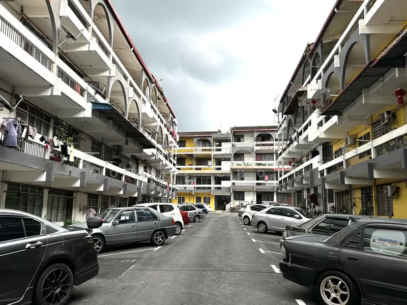 Rumah Flat untuk Dijual di Rasah Jaya Flat - Connie Chong - Exterior - PropertyGuru.com.my