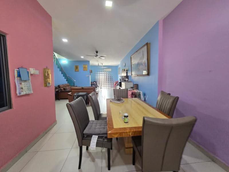 Rumah Teres 2-Tingkat untuk Dijual di Taman Bukit Maluri (Kepong) - Kiing TW - Dining Room - PropertyGuru.com.my
