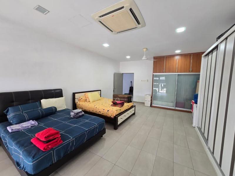 Rumah Teres 2-Tingkat untuk Dijual di Taman Bukit Maluri (Kepong) - Kiing TW - Bedroom - PropertyGuru.com.my