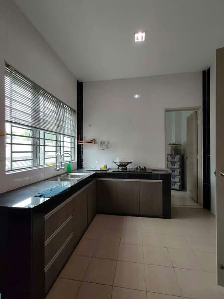 Rumah Teres 2 Tingkat untuk Disewa di Taman Lapangan Setia (Ipoh) - Sam . - Kitchen - PropertyGuru.com.my