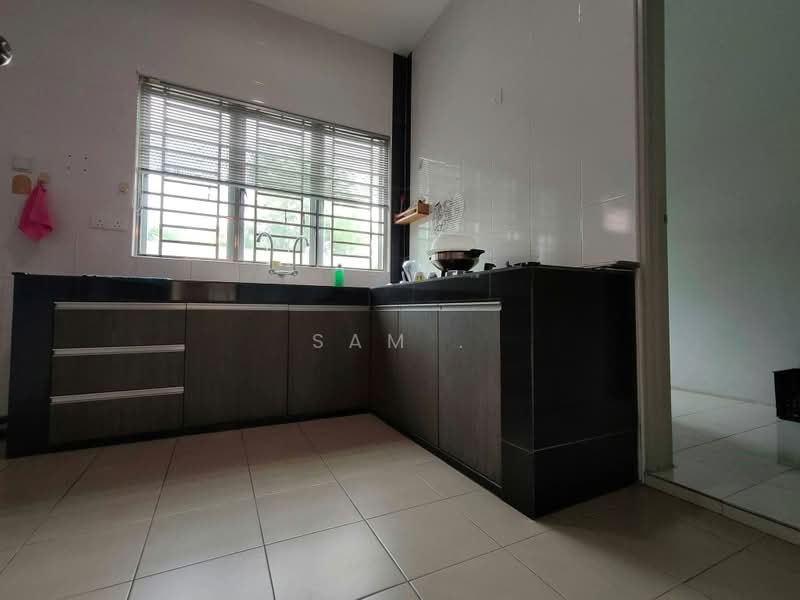 Rumah Teres 2 Tingkat untuk Disewa di Taman Lapangan Setia (Ipoh) - Sam . - Kitchen - PropertyGuru.com.my