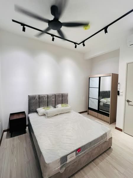 Servis Apartment untuk Dijual di M Oscar - Jaycie Hew - Bedroom - PropertyGuru.com.my