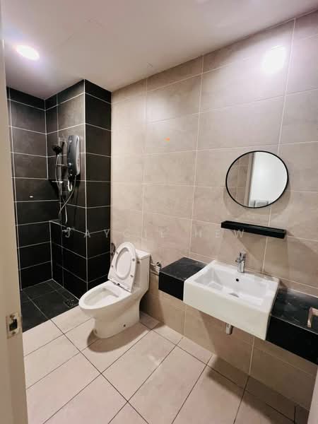 Servis Apartment untuk Dijual di M Oscar - Jaycie Hew - Bathroom - PropertyGuru.com.my