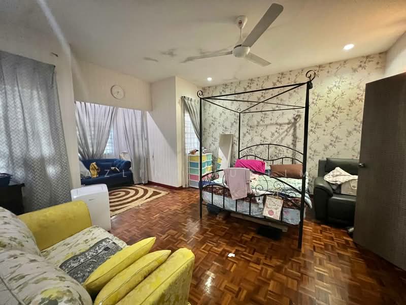 Rumah Teres 2 Tingkat untuk Dijual di Bandar Putra (Kulai) - Azlina Muslim - Bedroom - PropertyGuru.com.my