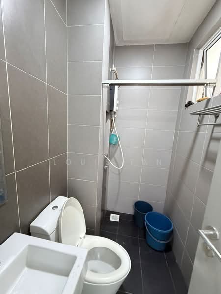 Service Residence for Rent at Skysuites @ Meldrum Hills - Louis Tan - Bathroom - PropertyGuru.com.my