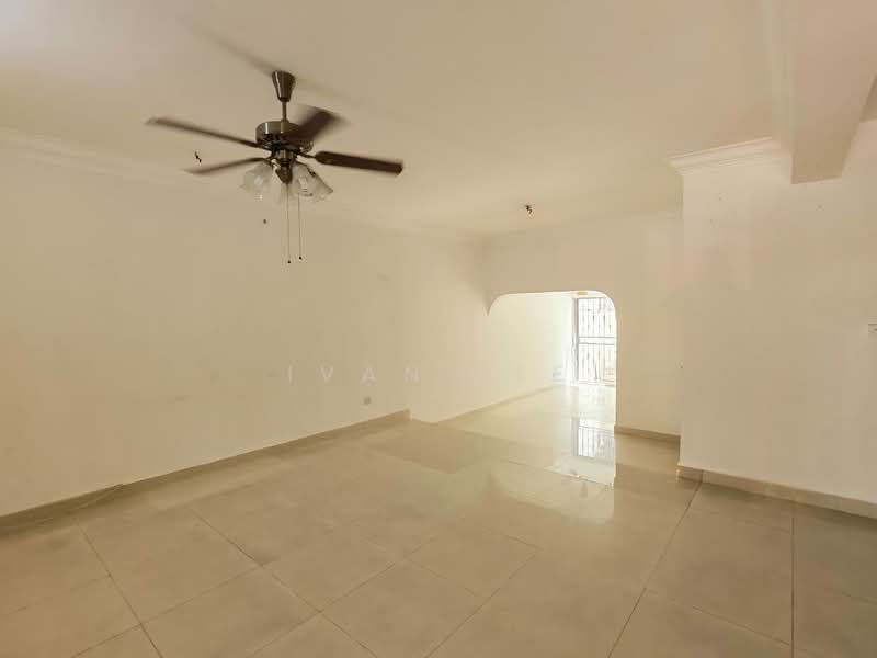 Rumah Teres 2-Tingkat untuk Dijual di SS 21, Damansara Utama (Petaling Jaya) - Ivan Lee - Living Room - PropertyGuru.com.my