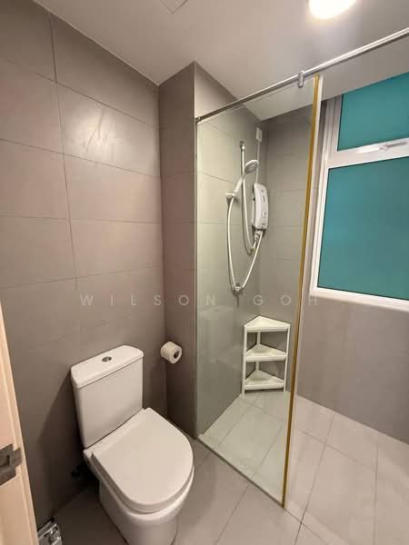 Kondominium untuk Disewa di Ferringhi Residence 2 - Wilson Goh - Bathroom - PropertyGuru.com.my