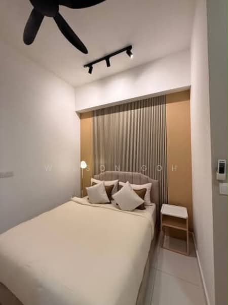 Kondominium untuk Disewa di Ferringhi Residence 2 - Wilson Goh - Bedroom - PropertyGuru.com.my