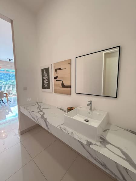 Kondominium untuk Disewa di Ferringhi Residence 2 - Wilson Goh - Bathroom - PropertyGuru.com.my