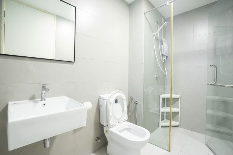 Condominium for Rent at Ferringhi Residence 2 - Wilson Goh - Bathroom - PropertyGuru.com.my