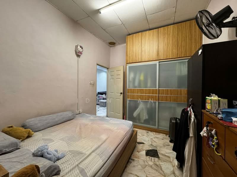Rumah Teres 1 Tingkat untuk Dijual di Taman Skudai Baru (Skudai) - Iden Tan - Bedroom - PropertyGuru.com.my