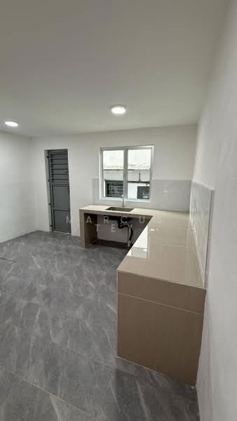 Rumah Teres 2 Tingkat untuk Dijual di Taman Damai Jaya (Skudai) - Marcus Tey - Kitchen - PropertyGuru.com.my