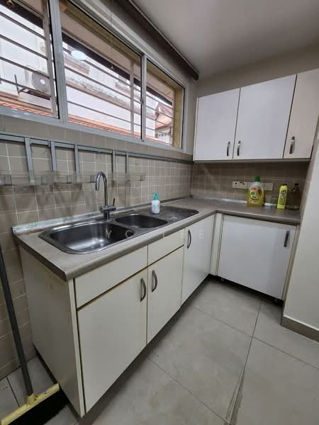 Rumah Teres 2 Tingkat untuk Dijual di Bukit Jelutong (Shah Alam) - YC Lee - Kitchen - PropertyGuru.com.my