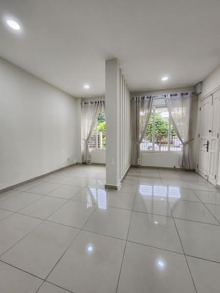Rumah Teres 2 Tingkat untuk Dijual di Bukit Jelutong (Shah Alam) - YC Lee - Living Room - PropertyGuru.com.my