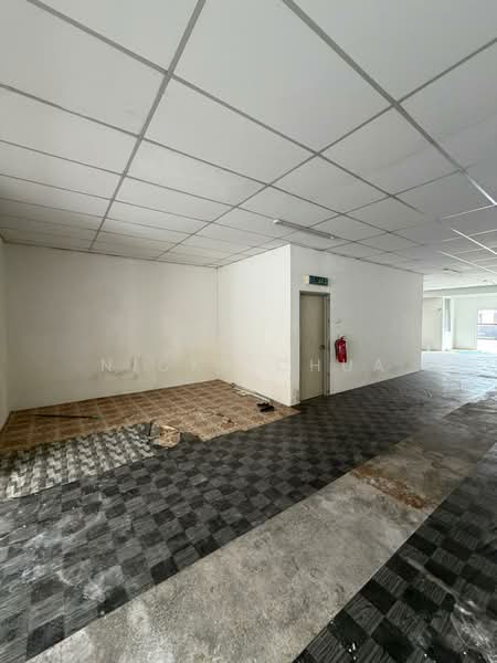 Shop / Office for Rent in Taman Bukit Kepayang (Bukit Kepayang) - Nicky Chua - Interior - PropertyGuru.com.my