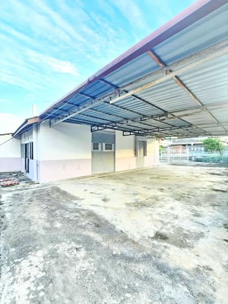 Rumah Teres 1 Tingkat untuk Dijual di Taman Johor Jaya (Johor Bahru) - Karl Lim - Exterior - PropertyGuru.com.my