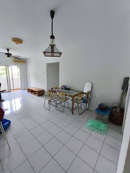 Apartment for Sale at Pangsapuri Saraka - Jasper See - Living Room - PropertyGuru.com.my