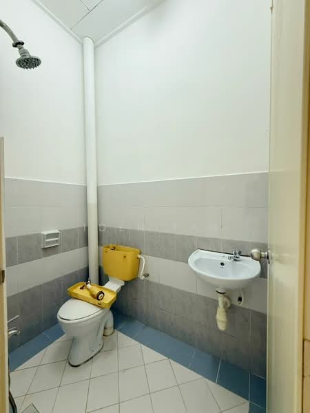 Rumah Teres 1 Tingkat untuk Dijual di Bandar Pulai Jaya (Kulai) - Iden Tan - Bathroom - PropertyGuru.com.my