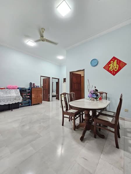 Bungalow for Sale in Taman Melodies (Johor Bahru) - Crystal Tan - Living Room - PropertyGuru.com.my