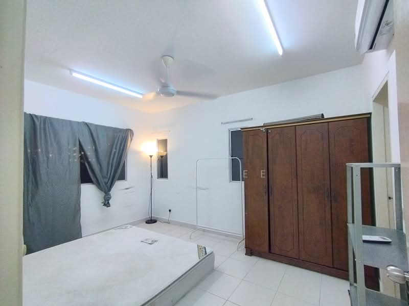 Pangsapuri untuk Disewa di Pangsapuri Seri Mutiara - John Tee - Bedroom - PropertyGuru.com.my