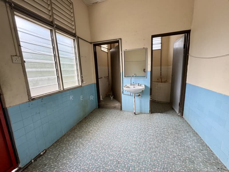 Rumah Berkembar untuk Dijual di Simpang Ampat (Penang) - Kerly Kee - Bathroom - PropertyGuru.com.my