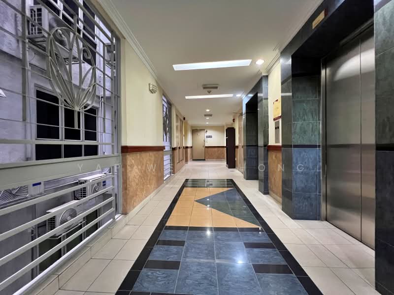 Shop / Office for Rent in Taman Maluri (Cheras) - Yap Weng Hong - Corridor - PropertyGuru.com.my