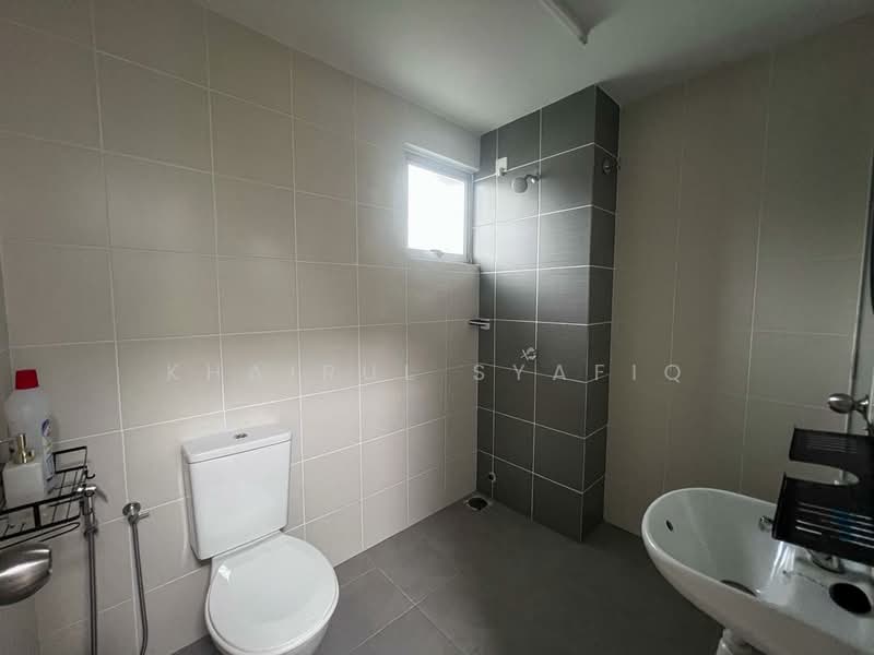 2-storey Terraced House for Rent in Kuala Selangor (Selangor) - Khairul Syafiq - Bathroom - PropertyGuru.com.my