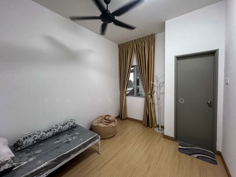 2-storey Terraced House for Rent in Kuala Selangor (Selangor) - Khairul Syafiq - Bedroom - PropertyGuru.com.my