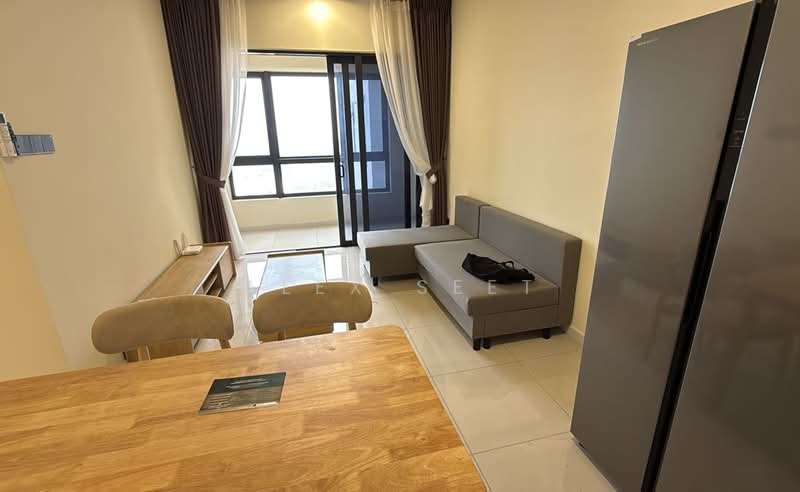 Servis Apartment untuk Disewa di The Era @ Duta North - Alex Seet - Living Room - PropertyGuru.com.my