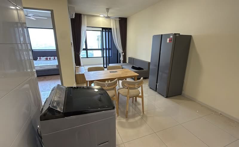 Servis Apartment untuk Disewa di The Era @ Duta North - Alex Seet - Living Room - PropertyGuru.com.my