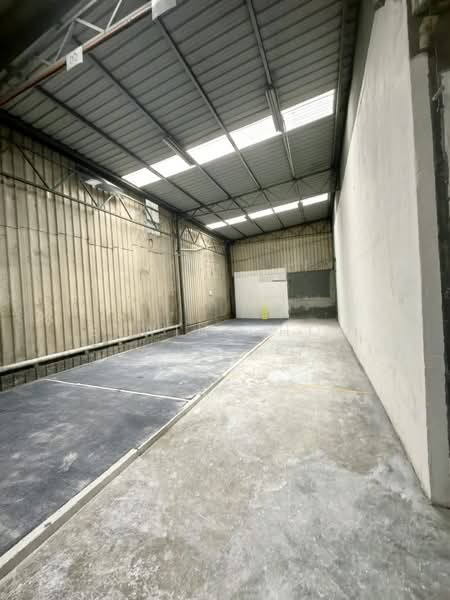 Kilang Berkembar untuk Disewa di Kapar (Selangor) - Elwin Chok - Interior - PropertyGuru.com.my