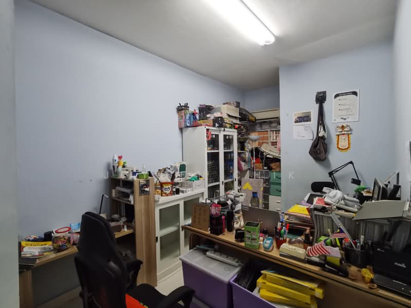 2-storey Terraced House for Sale in Sri Petaling (Kuala Lumpur) - Jayden Chik - Study - PropertyGuru.com.my