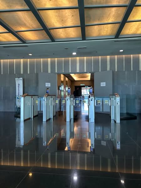Pejabat untuk Disewa di Pjs 52 (Petaling Jaya) - Matthew Wong - Entrance - PropertyGuru.com.my