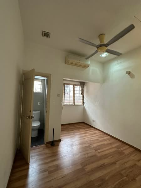 Rumah Teres 2 Tingkat untuk Dijual di Kepong (Kuala Lumpur) - Kiing TW - Bedroom - PropertyGuru.com.my