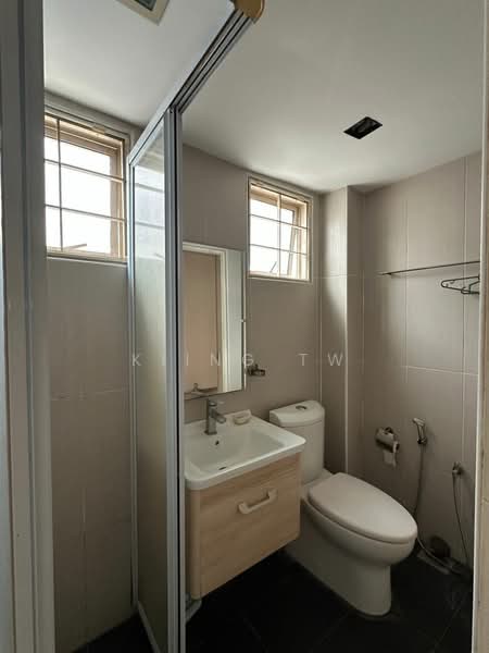 Rumah Teres 2 Tingkat untuk Dijual di Kepong (Kuala Lumpur) - Kiing TW - Bathroom - PropertyGuru.com.my
