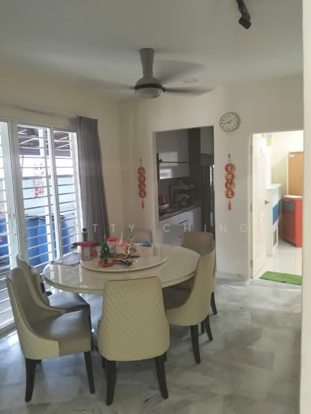 Terraced House for Rent in Taman Batu Caves (Batu Caves) - Ketty Ching - Dining Room - PropertyGuru.com.my