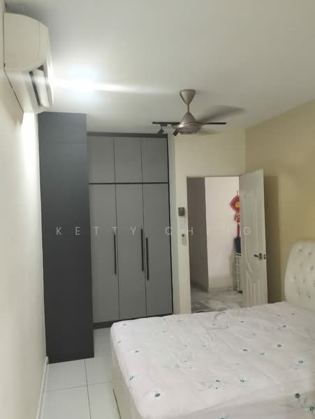 Terraced House for Rent in Taman Batu Caves (Batu Caves) - Ketty Ching - Bedroom - PropertyGuru.com.my
