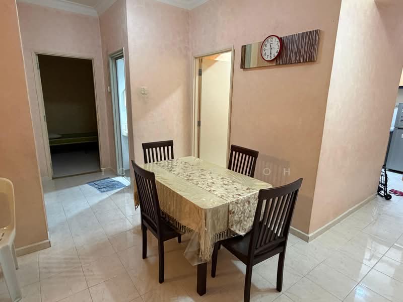 Kondominium untuk Dijual di Taman Desa Relau 2 - TC Tong Loh - Dining Room - PropertyGuru.com.my
